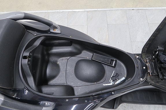 Piaggio MP3 23 of 26
