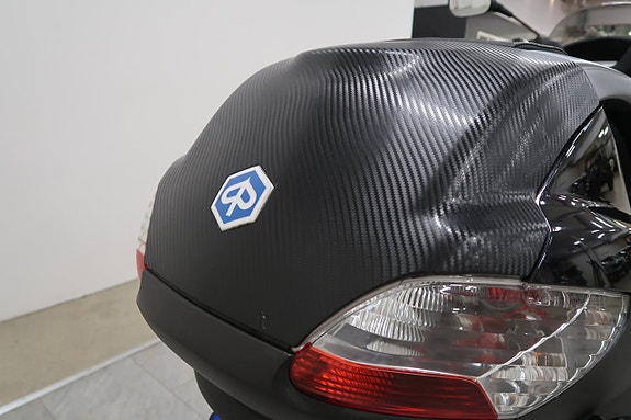 Piaggio MP3 21 of 26