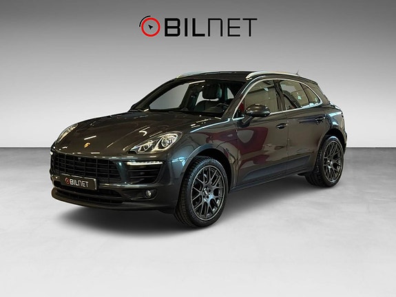 Porsche Macan S 5 of 5