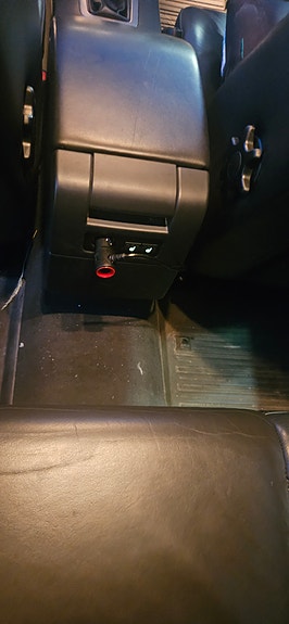 Volvo V70 4 of 6
