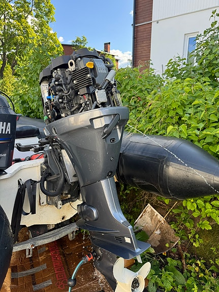 Brig Falcon 450 med Yamaha 60hk och trailer (30km/h) 5 of 5