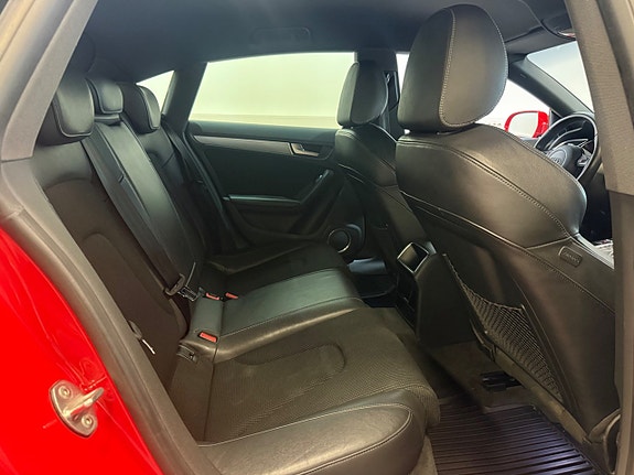 Audi A5 9 of 12