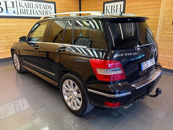 Mercedes-Benz GLK350 4 of 5