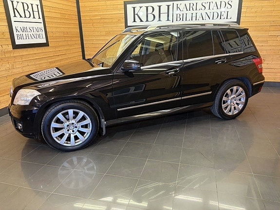 Mercedes-Benz GLK350 3 of 5