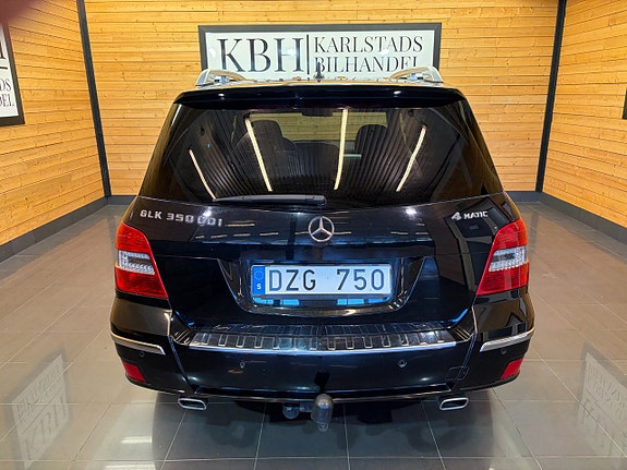 Mercedes-Benz GLK350 5 of 5