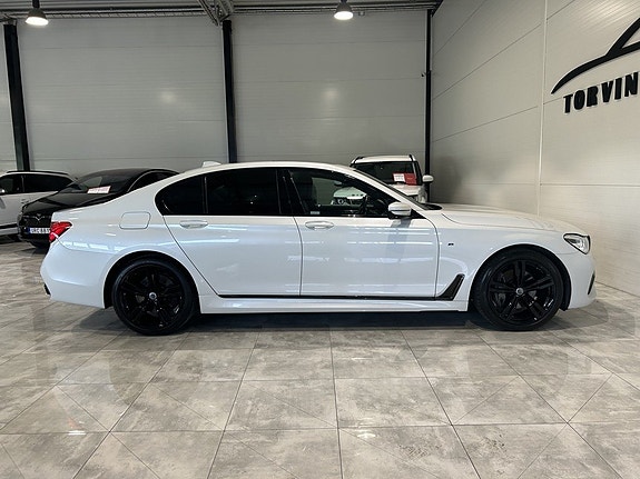 BMW 730 9 of 26