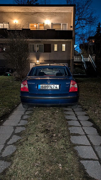 Volkswagen Passat 3 of 5