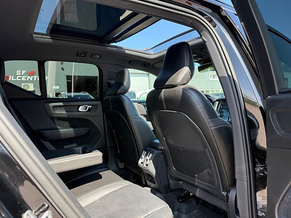 Volvo XC40 5 of 5