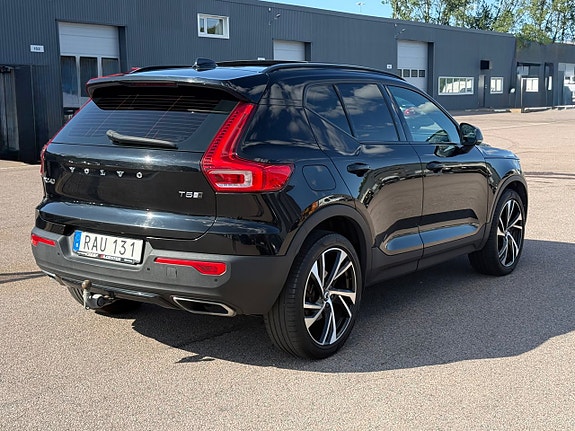 Volvo XC40 8 of 21