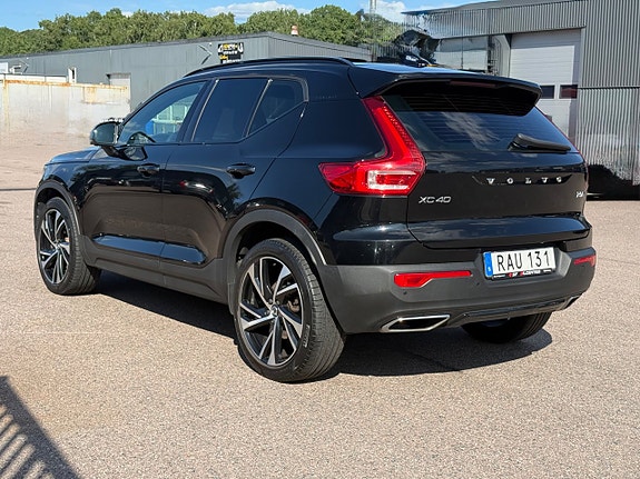 Volvo XC40 7 of 21