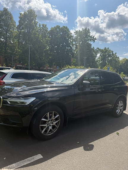 Volvo XC60 15 of 17