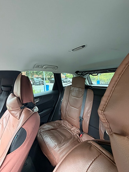 Volvo XC60 11 of 17
