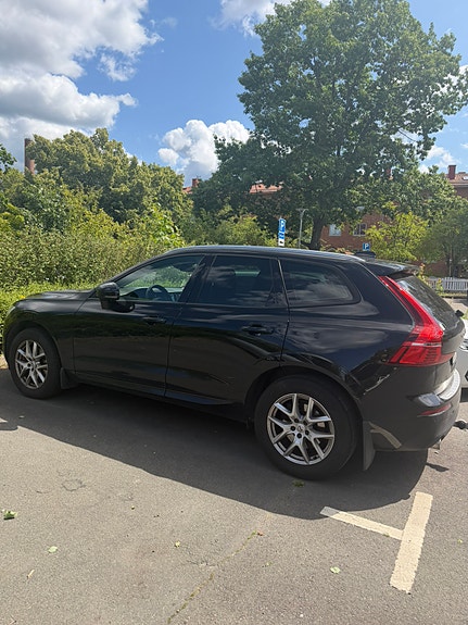 Volvo XC60 16 of 17
