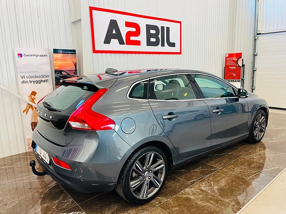 Volvo V40 5 of 5