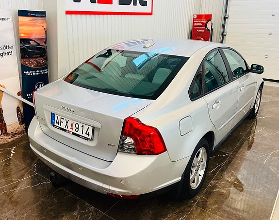 Volvo S40 6 of 19