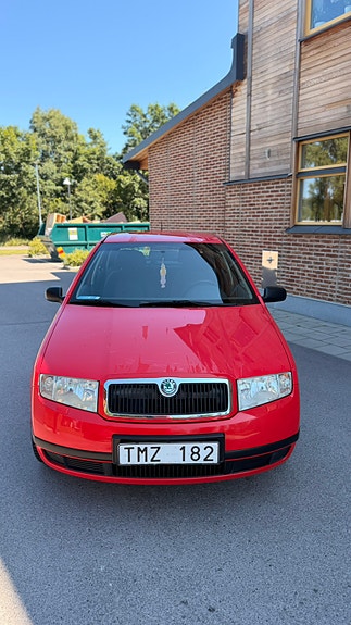 Skoda Fabia 2 of 5