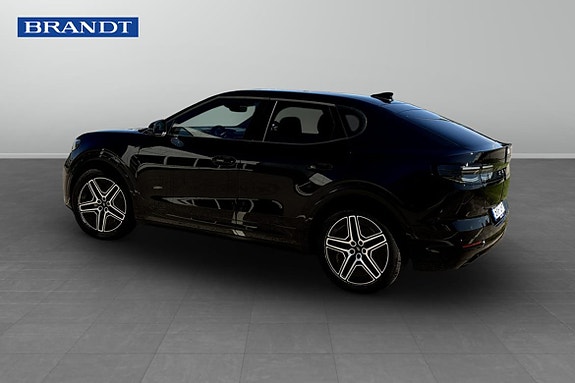 Ford Capri 2 of 5