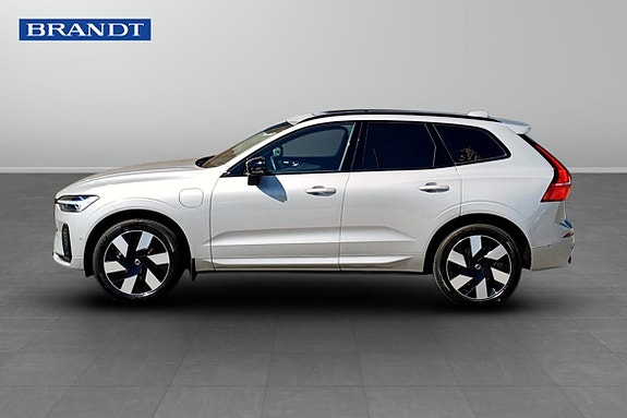 Volvo XC60 3 of 5