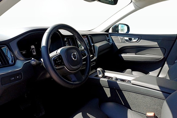 Volvo XC60 5 of 5
