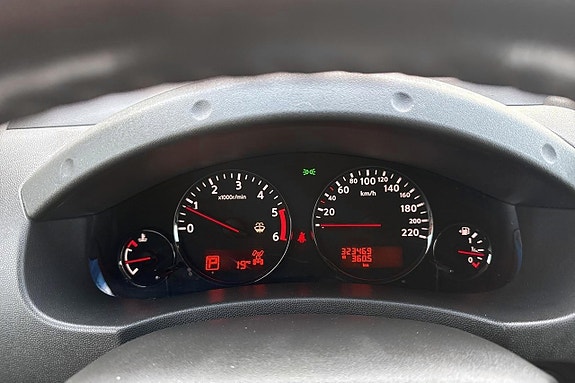 Nissan Navara 16 of 19