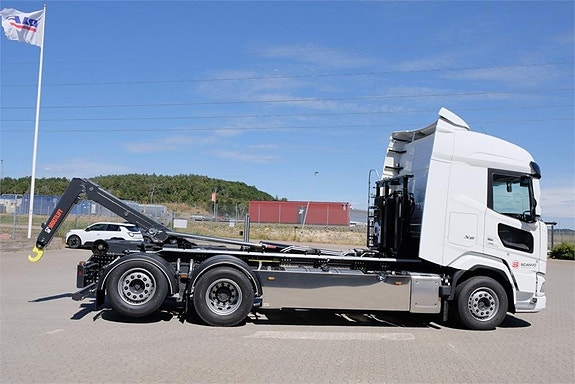 DAF XF530 FAN 6x2*4 lastväxlare med HIAB 21 ton - klar 6 of 14