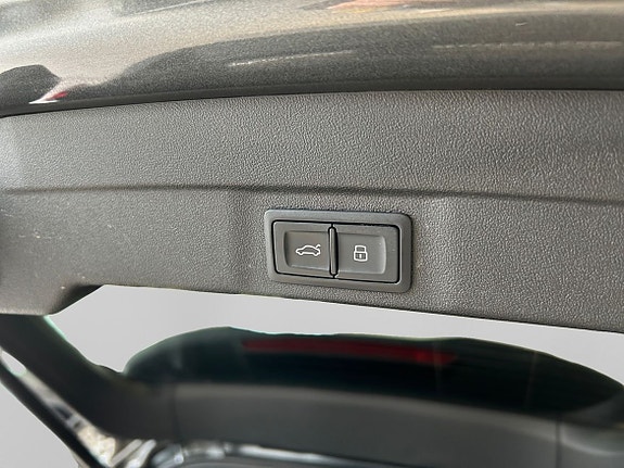 Audi A6 15 of 18