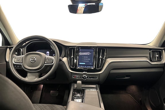 Volvo XC60 9 of 23