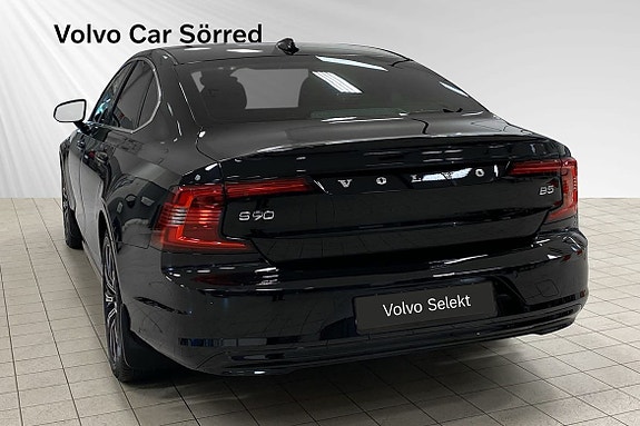 Volvo S90 4 of 5