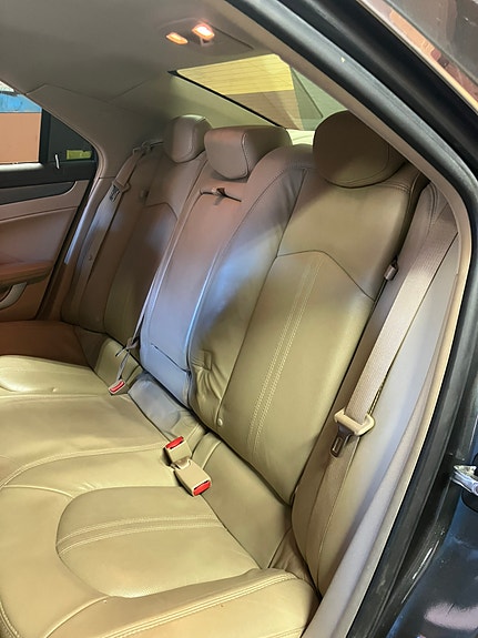 Cadillac CTS 3 of 6