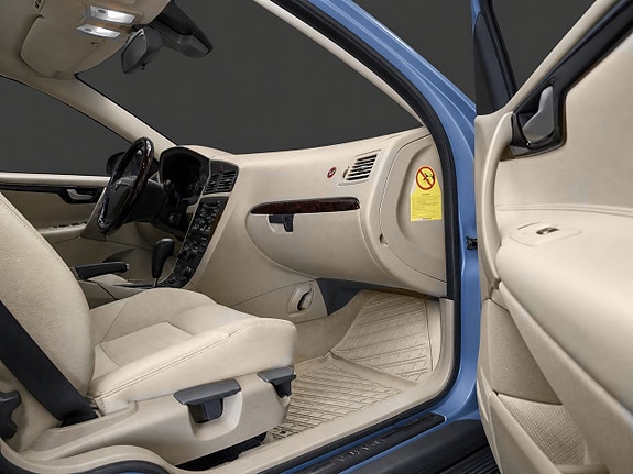 Volvo S60 13 of 15
