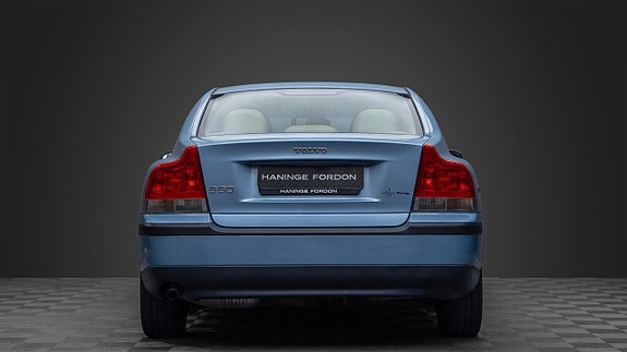 Volvo S60 5 of 5