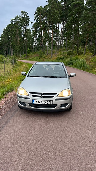Opel Corsa 2 of 6