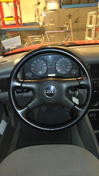 Audi 80 2 of 5