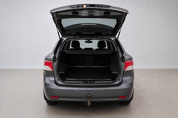 Toyota Avensis 6 of 23