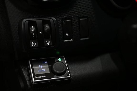 Nissan NV300 15 of 30