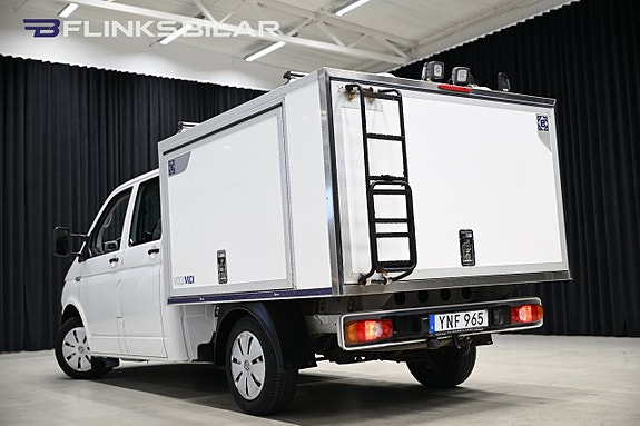 Volkswagen Transporter 3 of 5