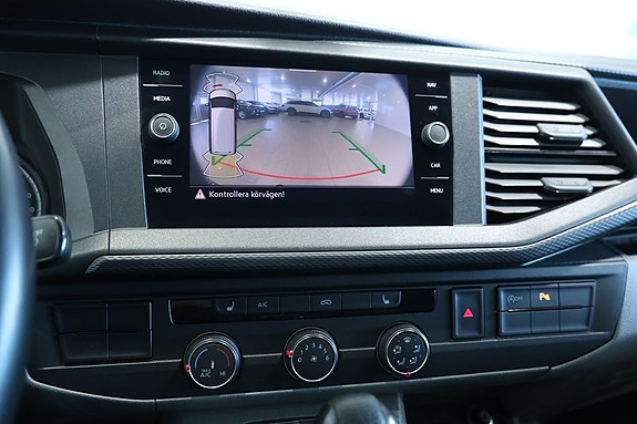 Volkswagen Transporter 12 of 15