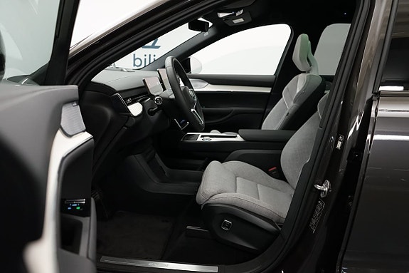Volvo EX90 5 of 5