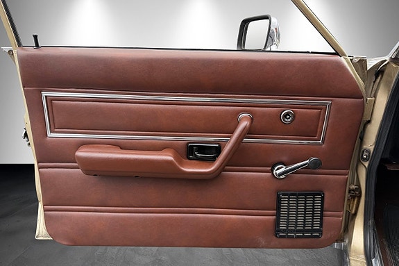 Ford Granada 18 of 20