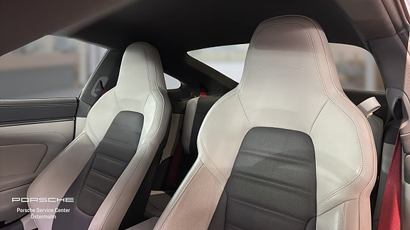 Porsche 911 Turbo S 5 of 5