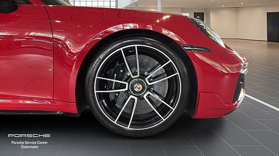 Porsche 911 Turbo S 9 of 15