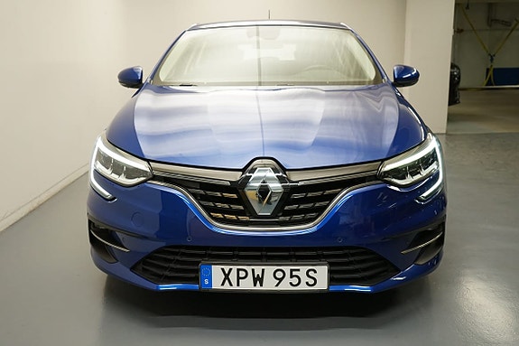 Renault Megane 13 of 14