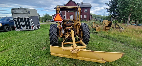 Volvo Bm 320 Buster 2 of 5