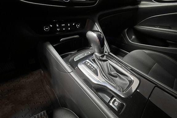 Opel Insignia 8 of 14