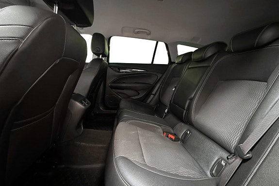 Opel Insignia 12 of 14