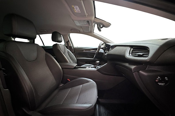 Opel Insignia 11 of 14