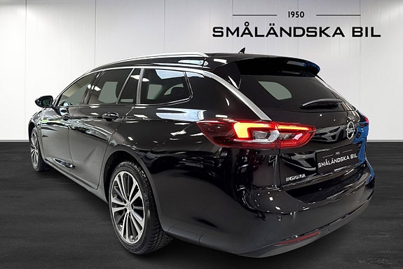 Opel Insignia 3 of 5