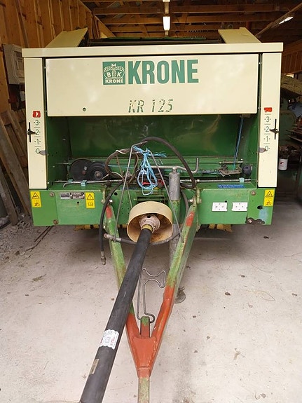 Krone RB 125 med inplastare