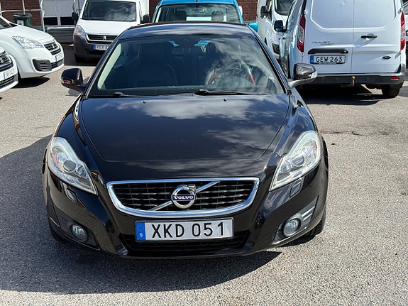 Volvo C70 3 of 5