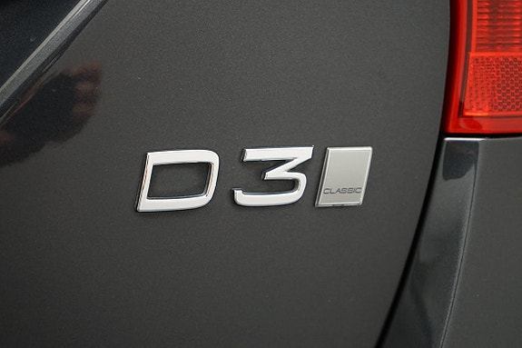 Volvo V60 16 of 19